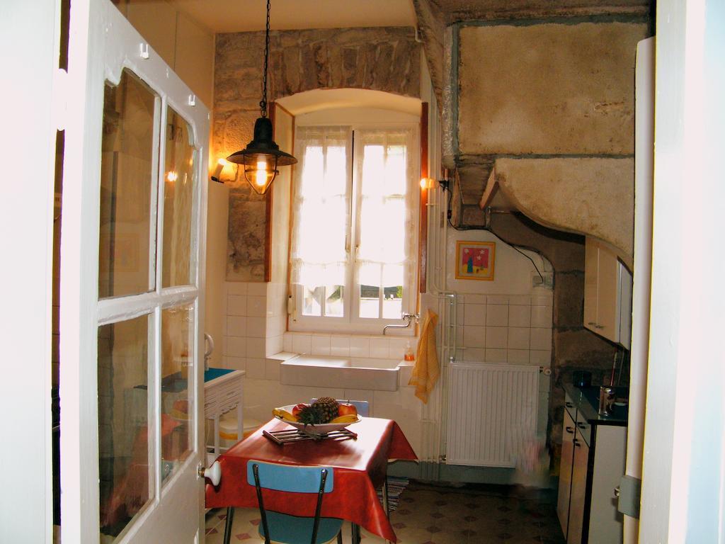 Villa Des Capucins Luxeuil-les-Bains Habitación foto